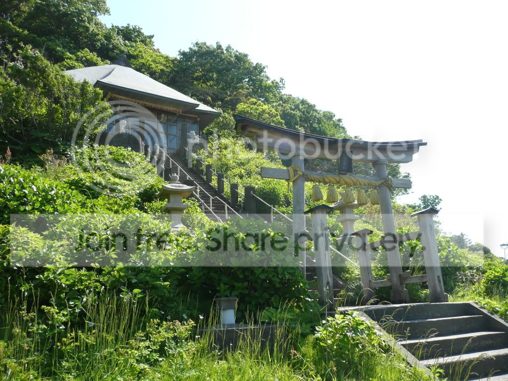 https://i453.photobucket.com/albums/qq254/nero057_/Japan 2010/beachwonderings8.jpg